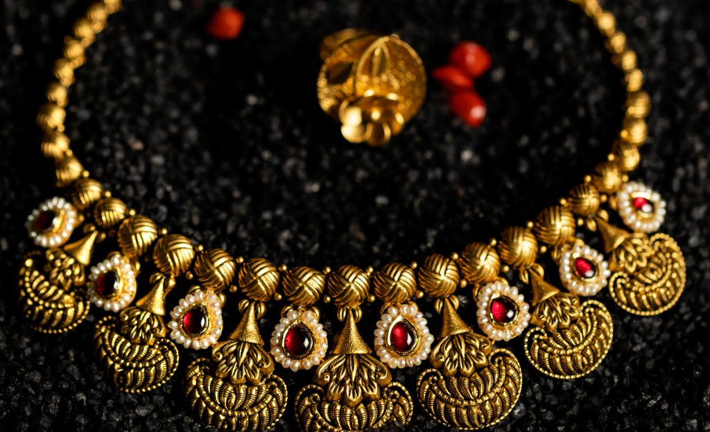 4 Important tips to remember Before Purchasing Gold Jewellery